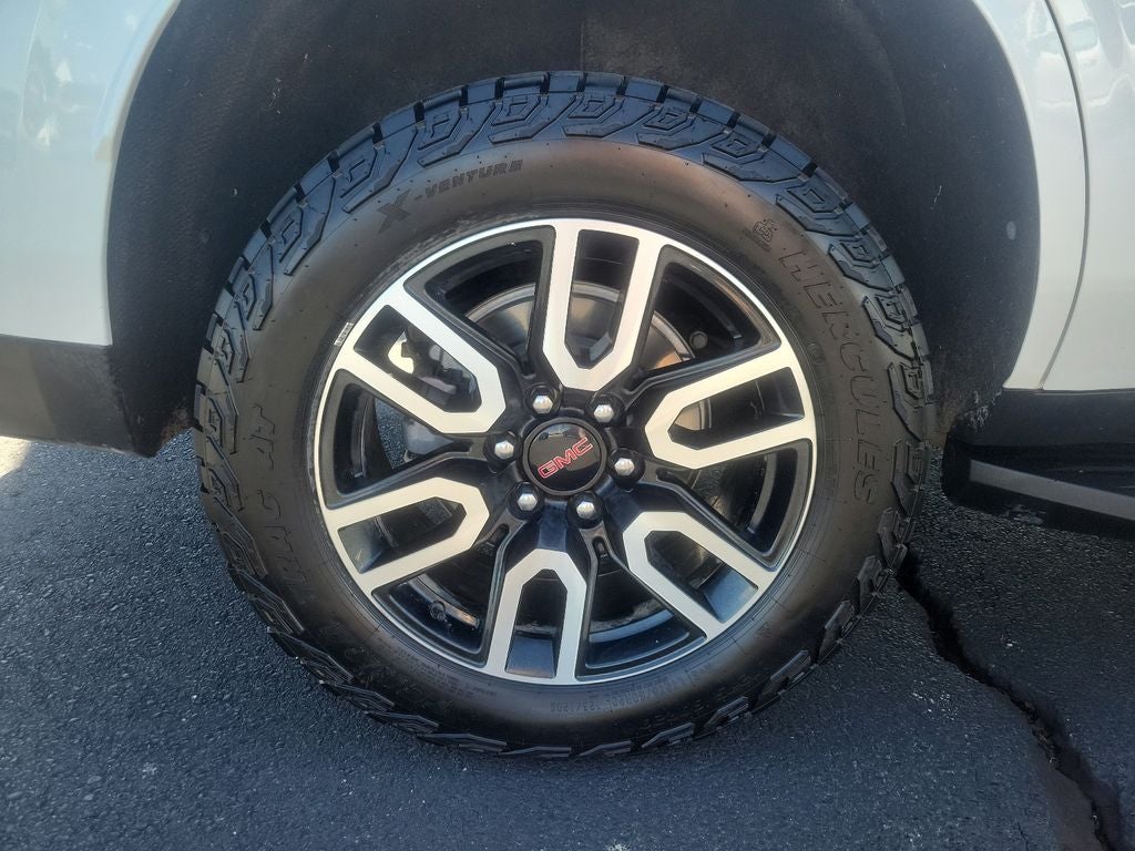 2024 GMC Yukon AT4