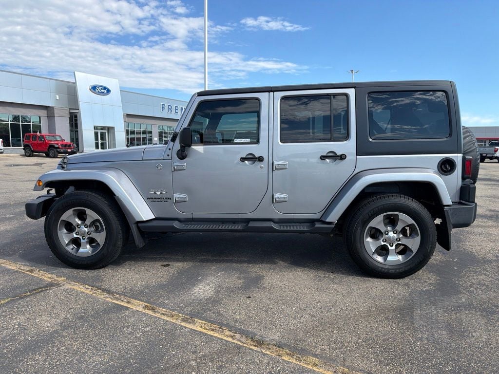 2017 Jeep Wrangler Unlimited Sahara - Photo 12