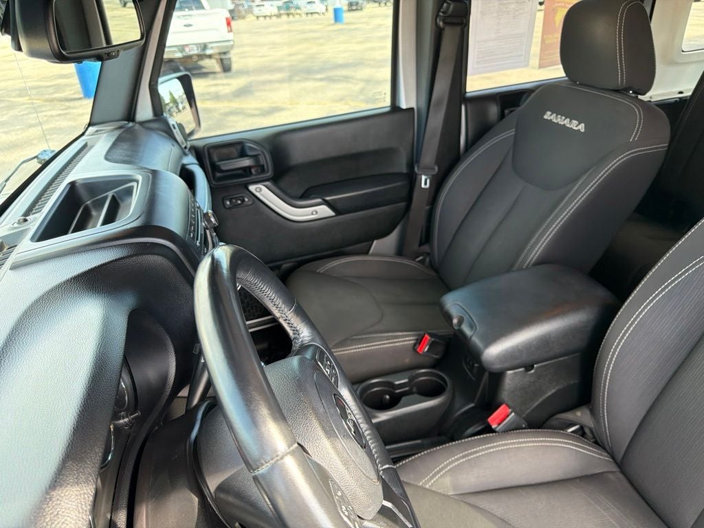 2017 Jeep Wrangler Unlimited Sahara - Photo 19