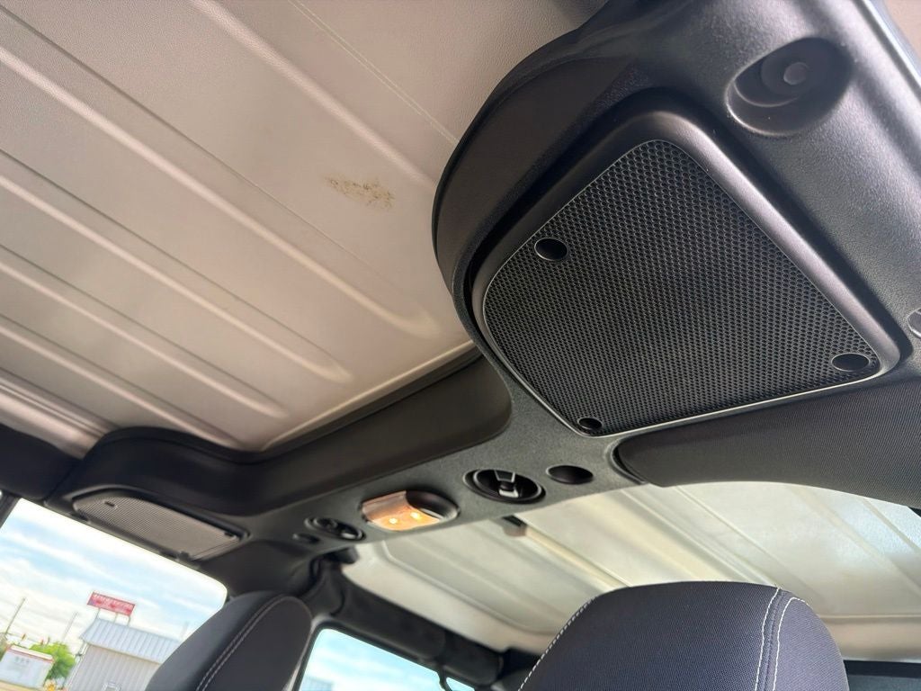 2017 Jeep Wrangler Unlimited Sahara - Photo 38