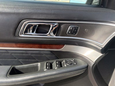 2017 Ford Explorer Platinum