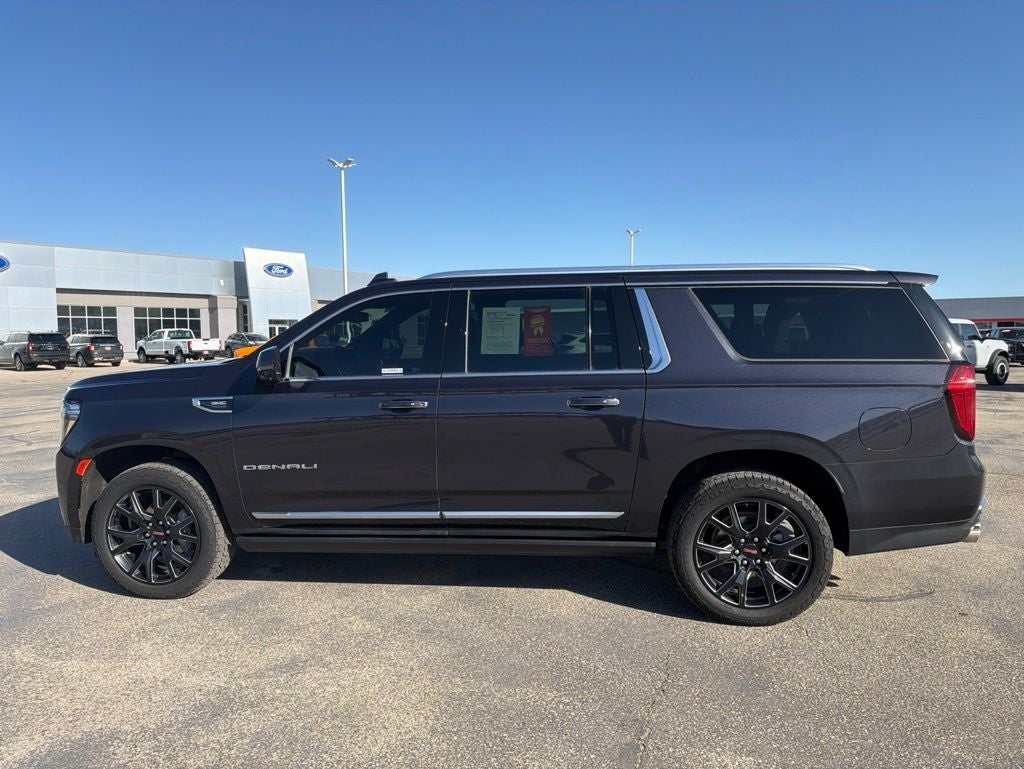 2023 GMC Yukon XL Denali - Photo 11