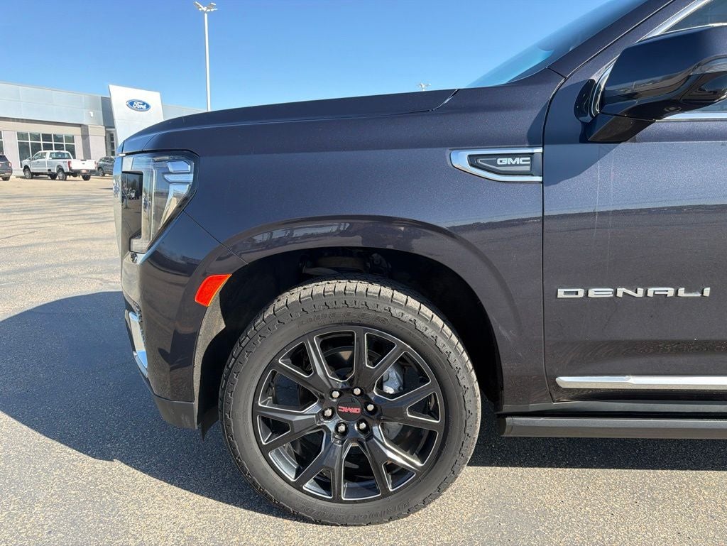 2023 GMC Yukon XL Denali - Photo 13