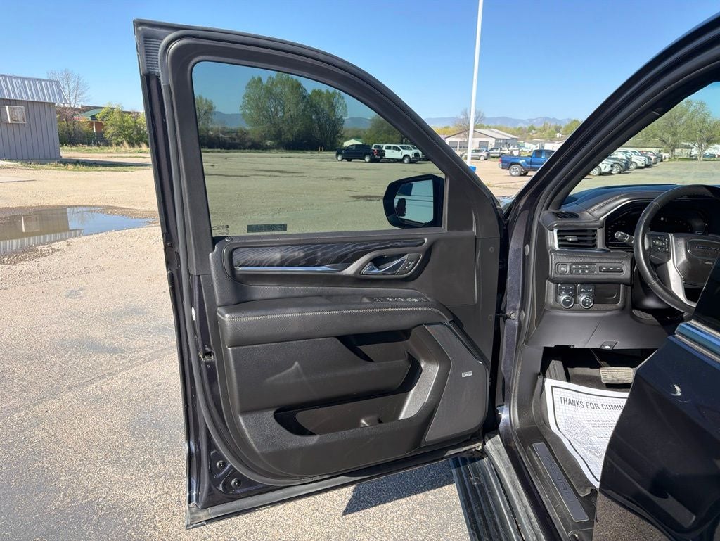 2023 GMC Yukon XL Denali - Photo 16