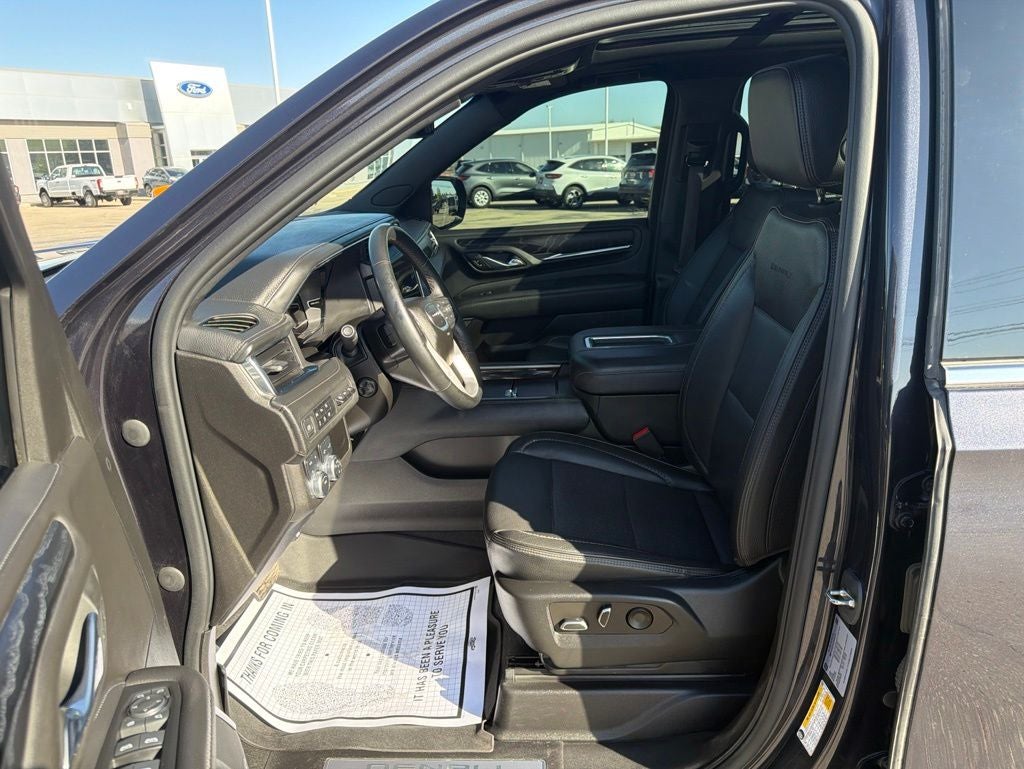 2023 GMC Yukon XL Denali - Photo 18