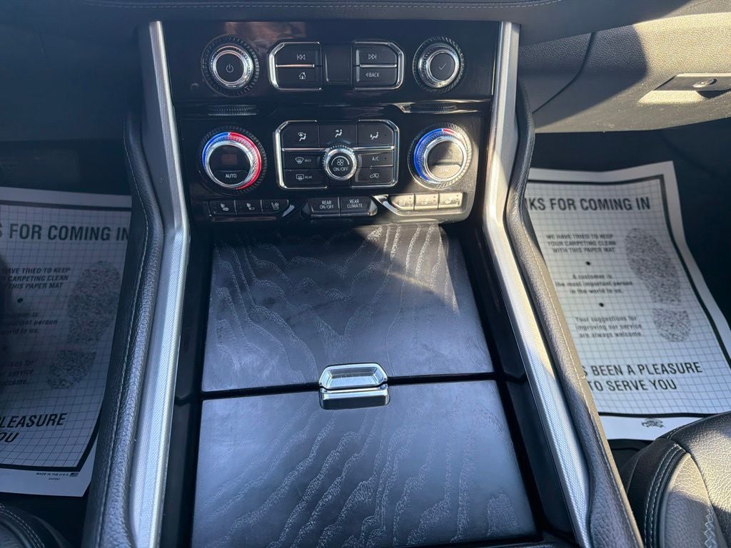 2023 GMC Yukon XL Denali - Photo 30