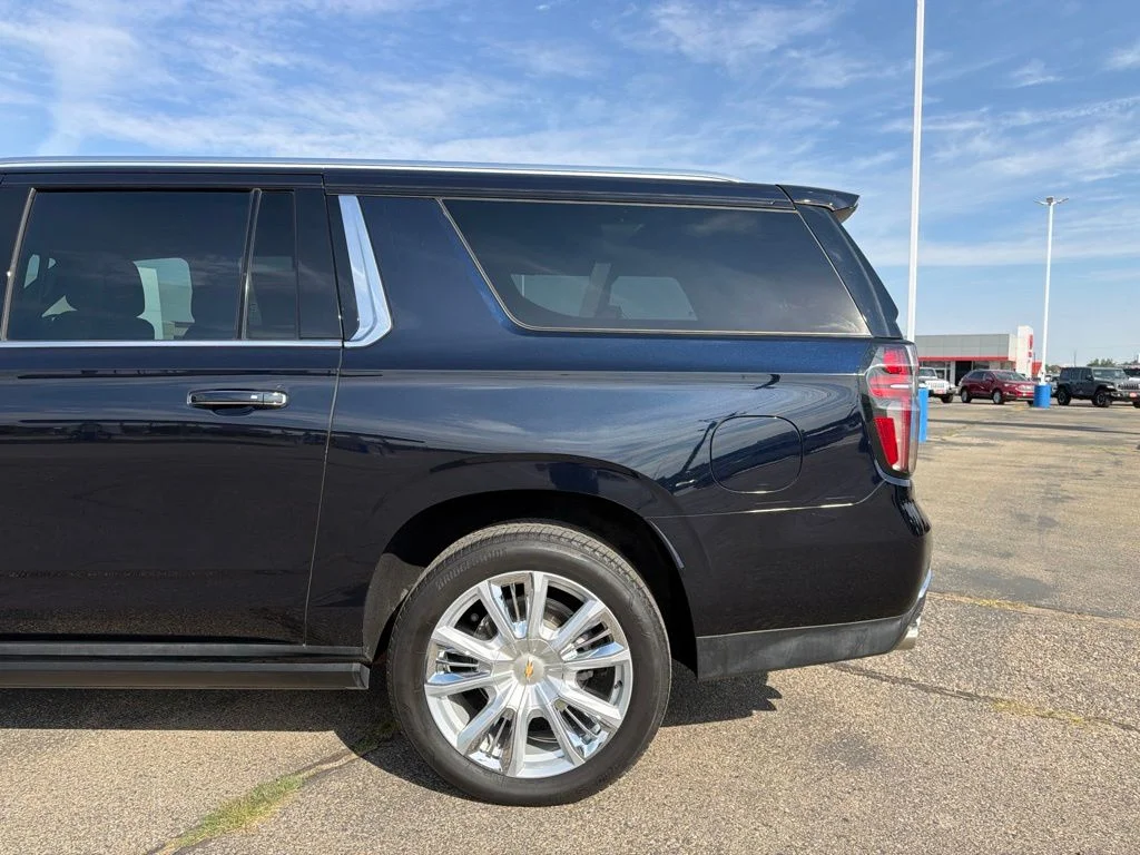 2024 Chevrolet Suburban High Country - Photo 15
