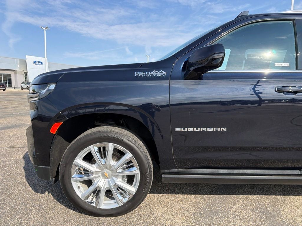 2024 Chevrolet Suburban High Country - Photo 16
