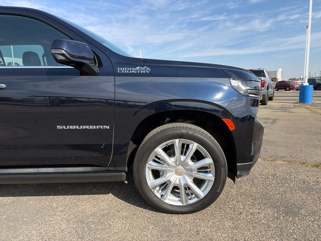 2024 Chevrolet Suburban High Country - Photo 4