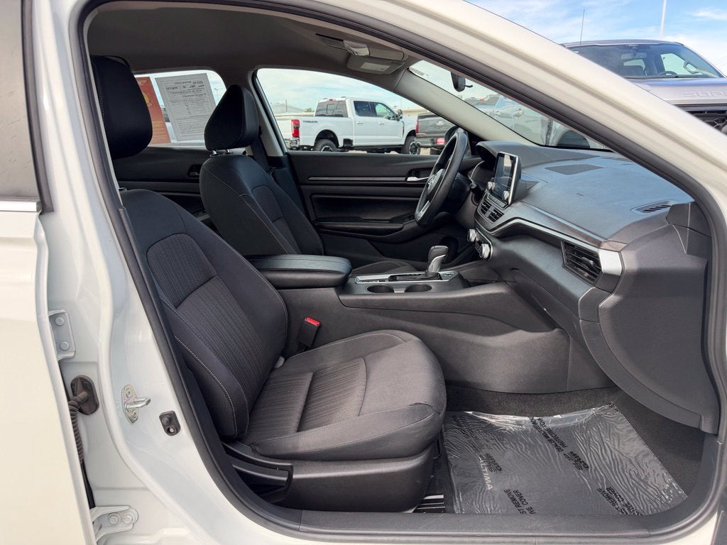 2025 Nissan Altima SV - Photo 47