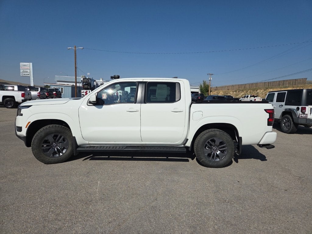 2025 Nissan Frontier SV - Photo 10