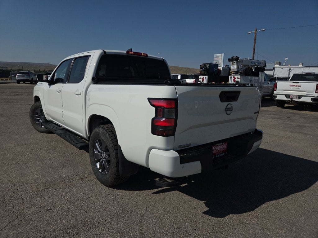 2025 Nissan Frontier SV - Photo 9