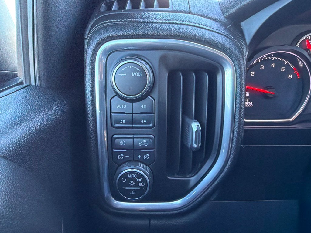 2021 Chevrolet Silverado 1500 LT Trail Boss - Photo 22