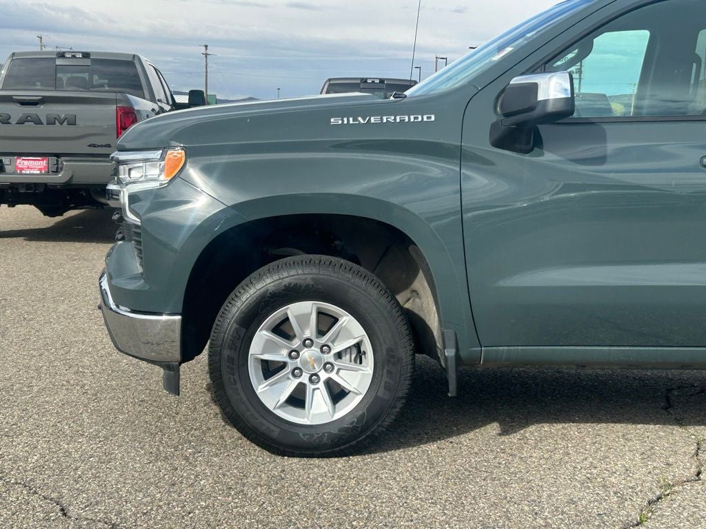 2025 Chevrolet Silverado 1500 LT - Photo 13