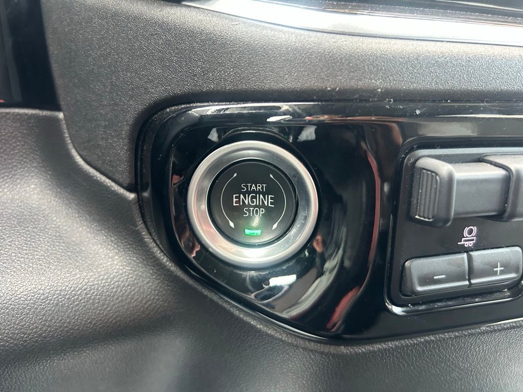 2025 Chevrolet Silverado 1500 LT - Photo 26