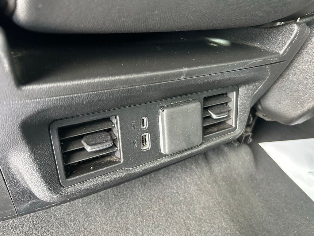 2025 Chevrolet Silverado 1500 LT - Photo 32