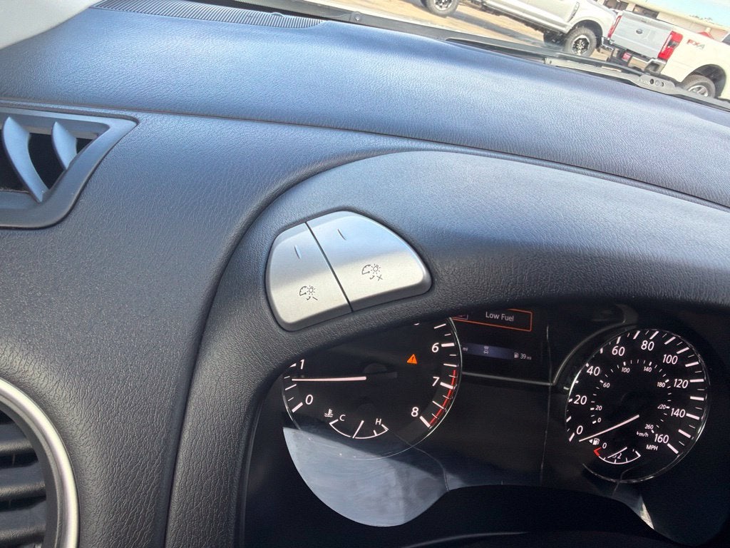 2020 Nissan Pathfinder SL - Photo 28