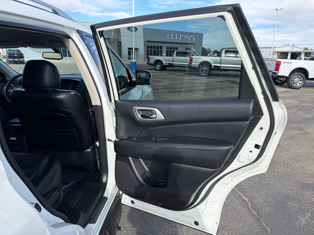 2020 Nissan Pathfinder SL - Photo 48