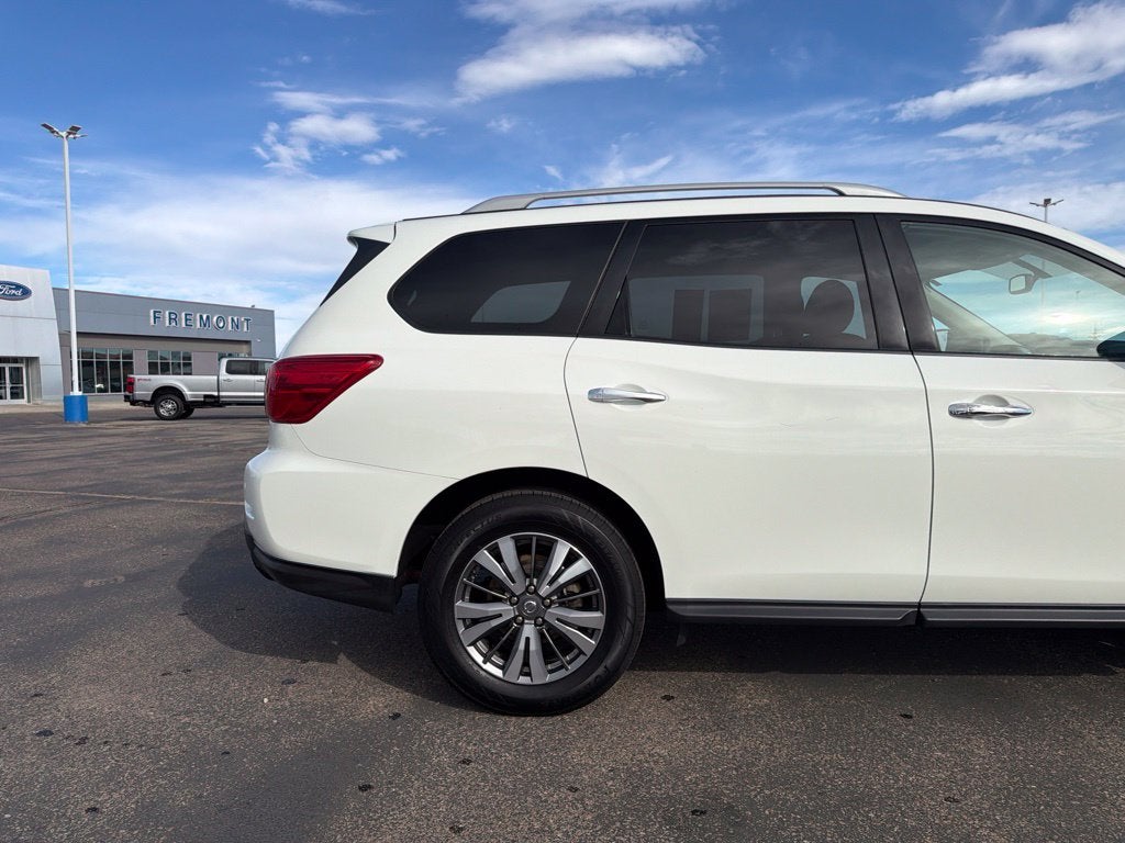 2020 Nissan Pathfinder SL - Photo 6