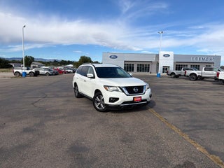 2020 Nissan Pathfinder SL