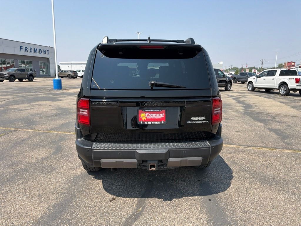 2025 Toyota Land Cruiser Base