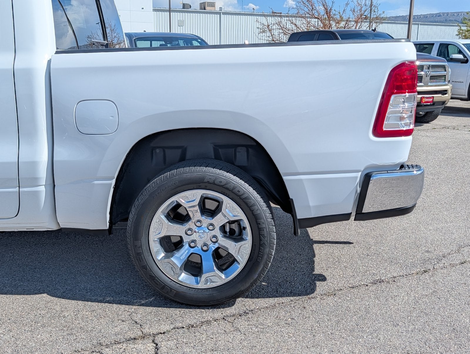 2023 RAM 1500 Big Horn Crew Cab 4x4 5'7' Box