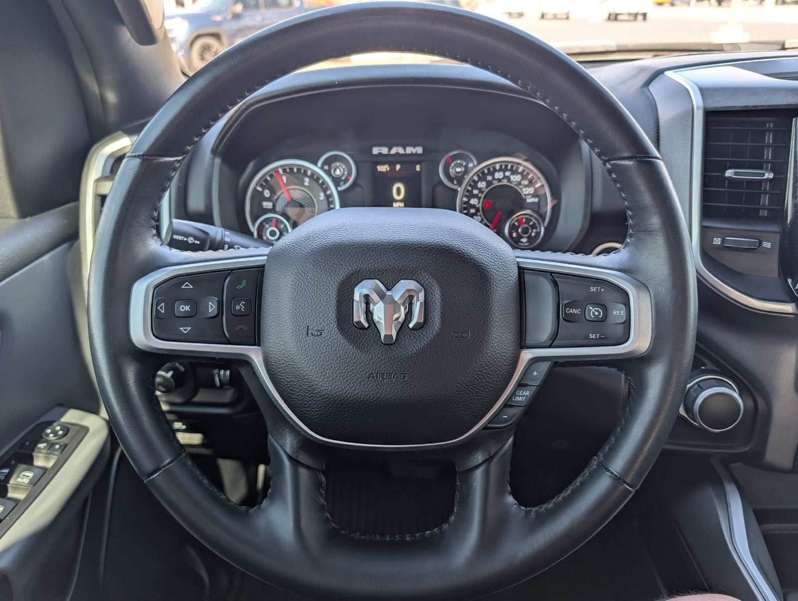 2023 RAM 1500 Big Horn Crew Cab 4x4 5'7' Box