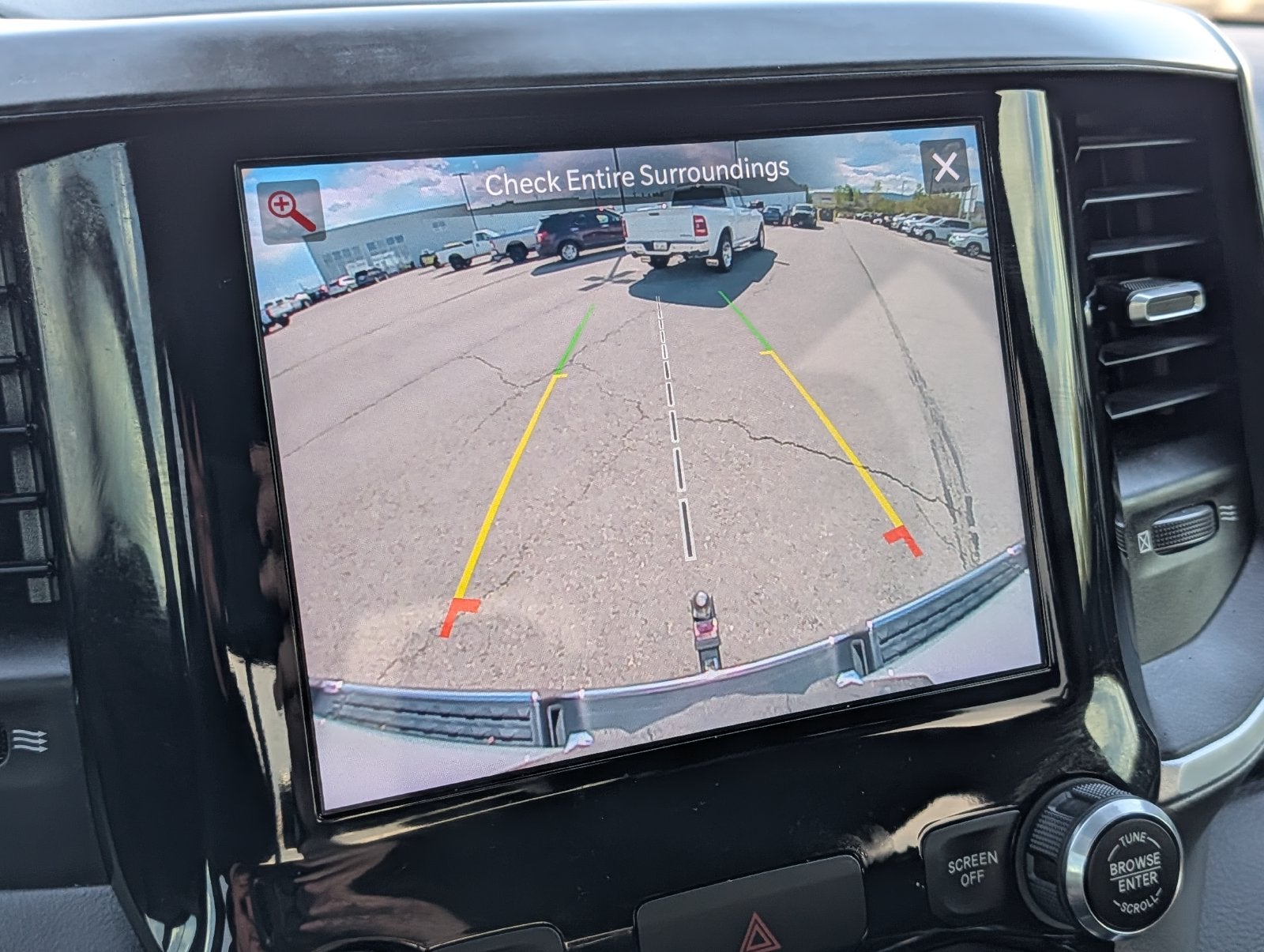 2023 RAM 1500 Big Horn Crew Cab 4x4 5'7' Box